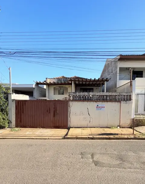 Terreno no Jardim Bongiovani: Oportunidade Única em Presidente Prudente!
