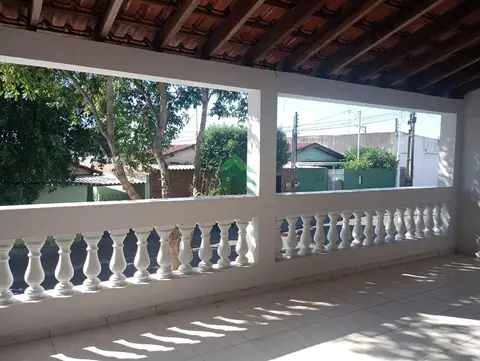 Casa para Venda em Presidente Prudente, Brasil Novo, 3 dormitórios, 1 suíte, 2 banheiros, 1 vaga