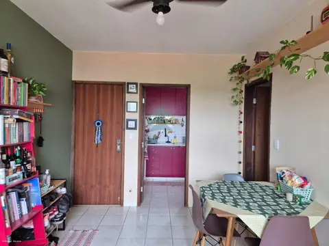 Apartamento para Venda em Presidente Prudente, Jardim Aquinópolis, 2 dormitórios, 2 banheiros