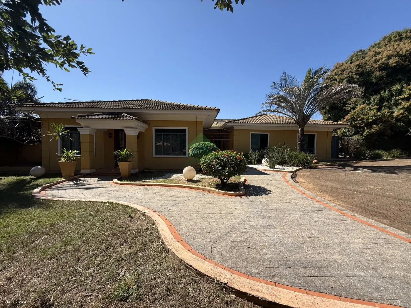 Casa para Venda em Presidente Prudente, Jardim Morumbi, 3 dormitórios, 3 suítes, 5 banheiros, 4 vagas — foto 2