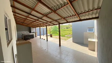Chácara para Venda em Pirapozinho, Noite negra, 3 dormitórios, 1 suíte, 4 banheiros