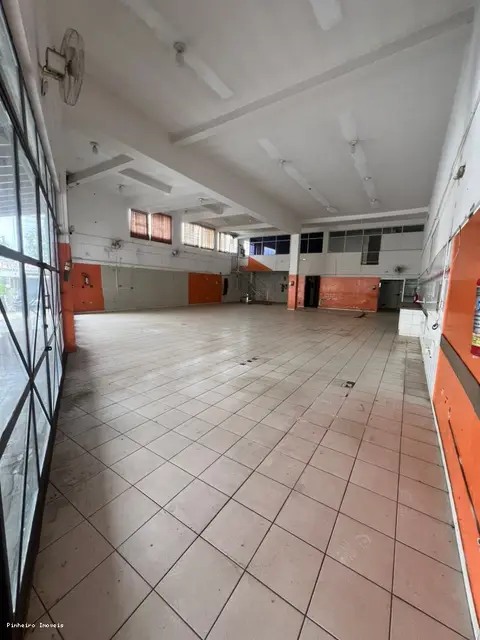 Comercial para Venda em Presidente Prudente, Vila Euclides, 3 dormitórios, 1 suíte, 4 banheiros, 3 vagas