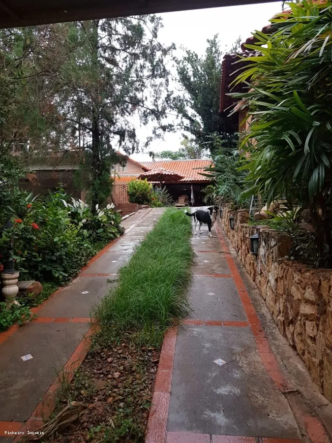 Casa para Venda em Presidente Prudente, Parque Higienópolis, 5 dormitórios, 6 banheiros — foto 2