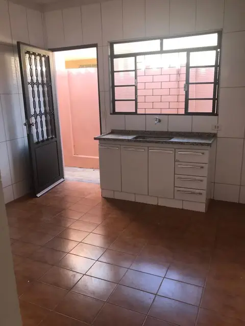 Casa para Venda em Presidente Prudente, Vila Machadinho, 4 dormitórios, 4 banheiros, 4 vagas