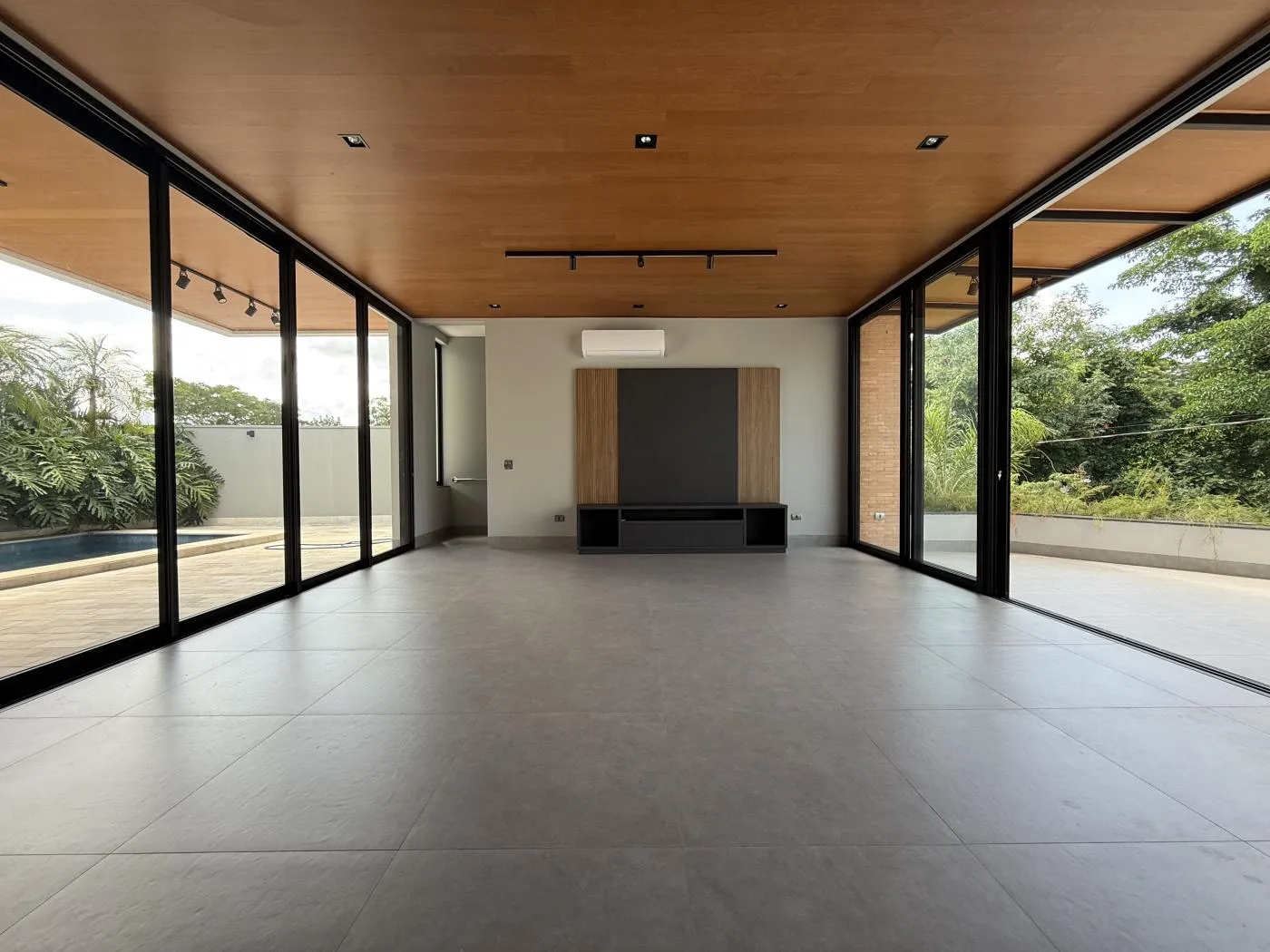Casa em Condomínio para Venda em Presidente Prudente, Condomínio Porto Madero, 3 dormitórios, 3 suítes, 5 banheiros, 2 vagas — foto 2
