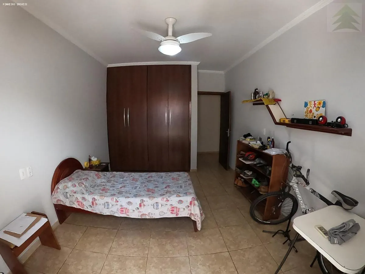 Linda residência a 5 min do Centro — foto 4