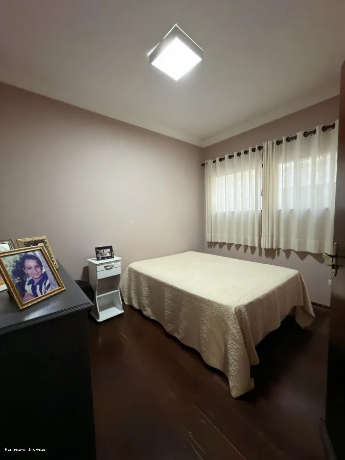 Casa para Venda em Presidente Prudente, Jardim Bongiovani, 3 dormitórios, 1 suíte, 3 banheiros, 4 vagas — foto 3