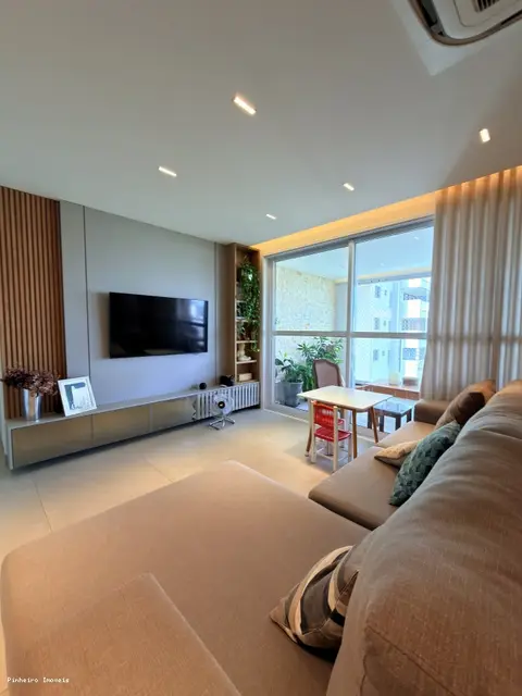 Apartamento Excepcional à Venda no Jardim Aquinópolis SP
