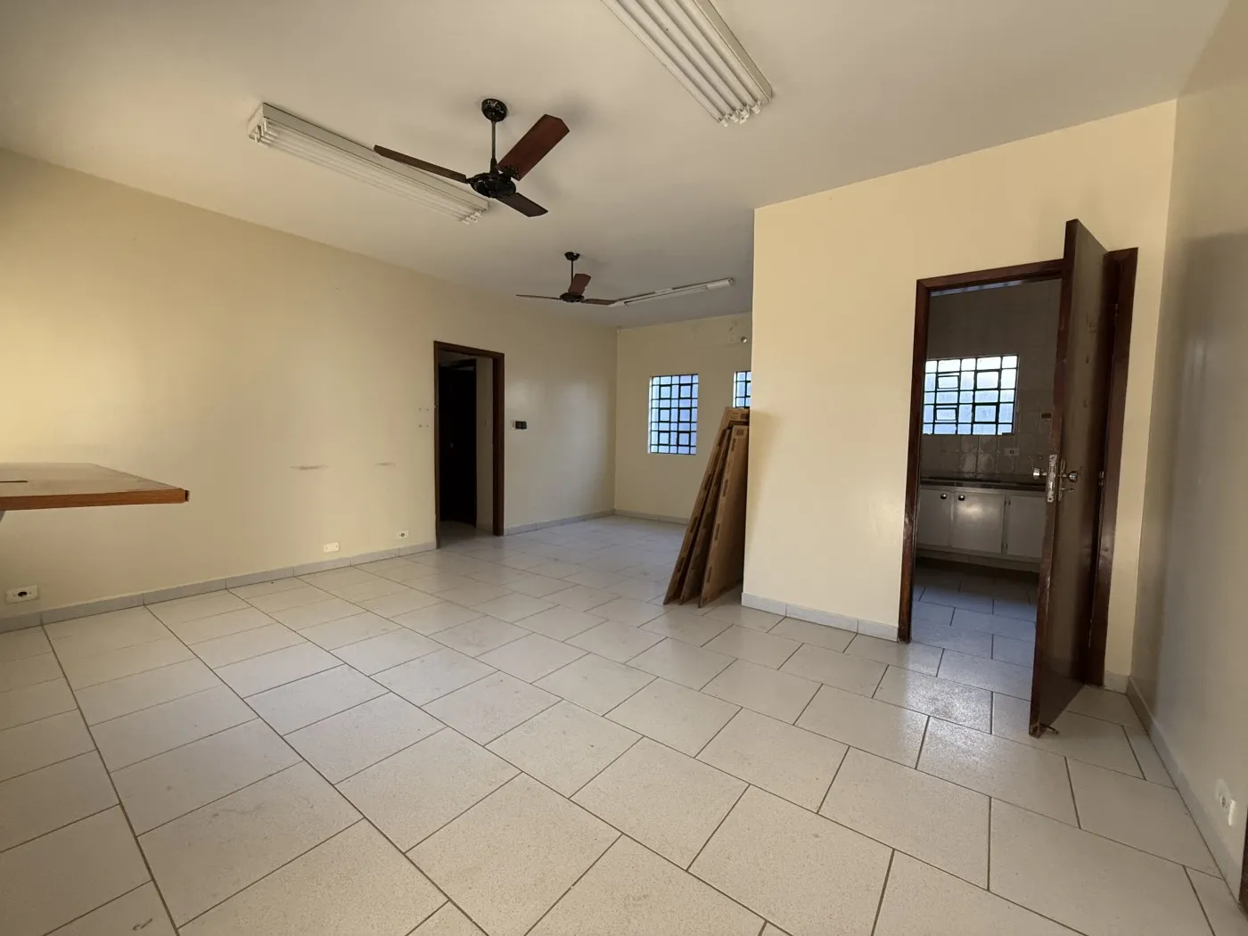 Comercial para Venda em Presidente Prudente, Vila Nova, 2 banheiros, 4 vagas — foto 4