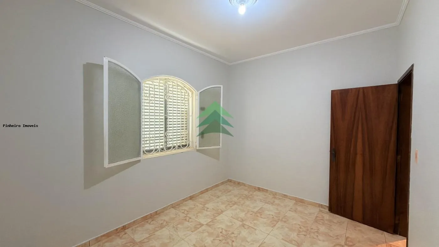 Casa para Venda em Presidente Prudente, Vila Maristela, 3 dormitórios, 1 suíte, 4 banheiros, 2 vagas — foto 2