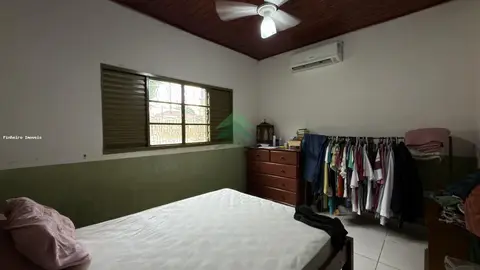 Casa para Venda em Álvares Machado, Vila Fernandes, 4 dormitórios, 2 banheiros, 2 vagas