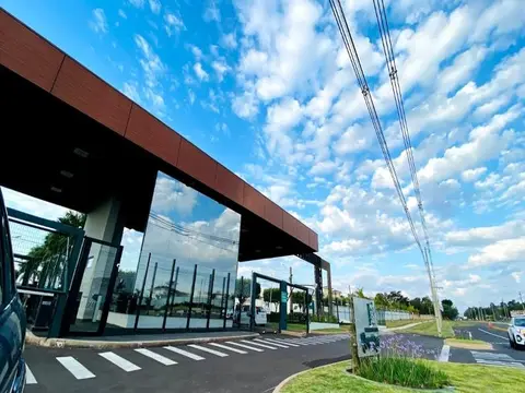 Terreno Exclusivo em Condomínio, Segurança e Conforto!