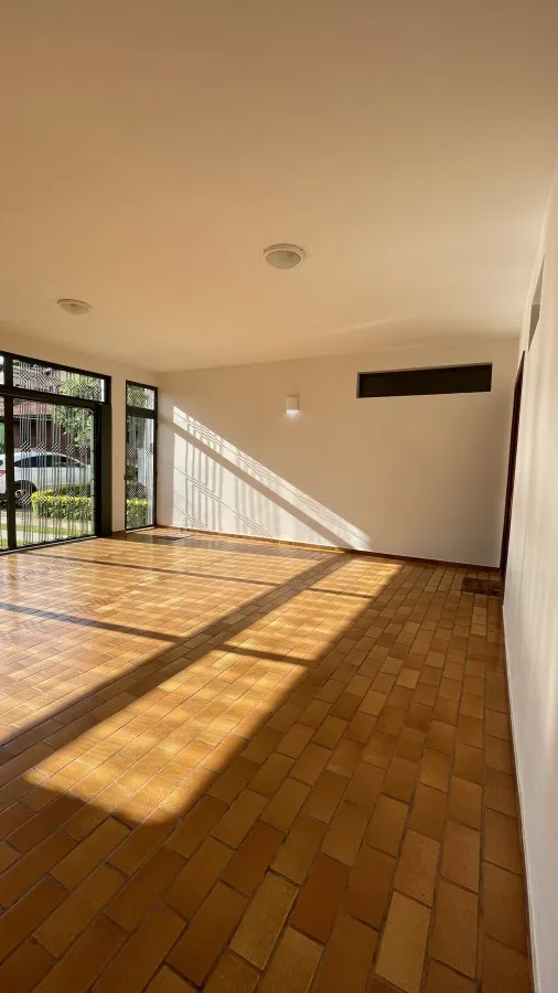 Casa com 05 dormitorios , energia fotovoltaica , escritorio , piscina , area de lazer completa — foto 6