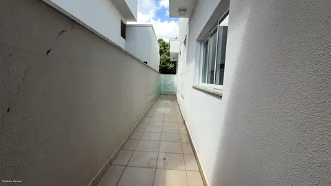 Casa em Condomínio para Venda em Presidente Prudente, Condomínio Quinta das Flores, 3 dormitórios, 3 suítes, 5 banheiros