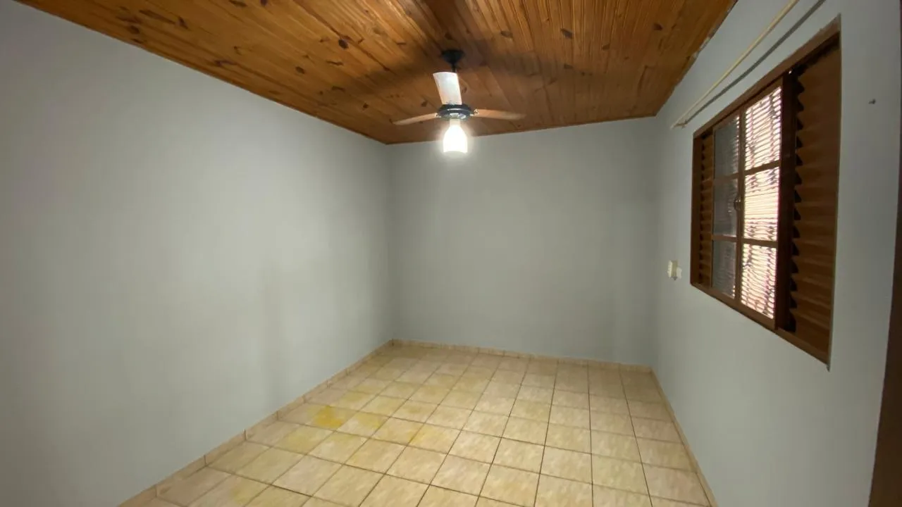 Casa para Venda em Presidente Prudente, Montalvão, 2 dormitórios, 1 banheiro — foto 4